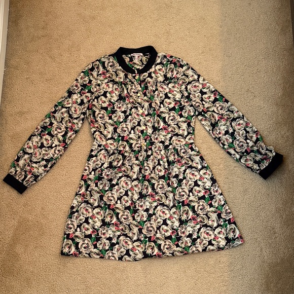 Juicy Couture Dresses & Skirts - Juicy Couture roses Black Floral dress size 6 medium